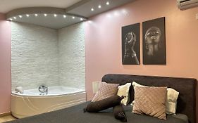 Room Jacuzzi “Athena”